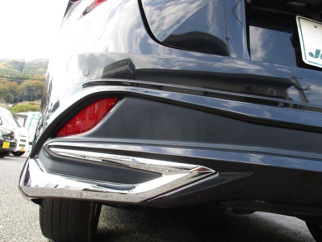 プリウス Ｓツーリングセレクション・ブラックエディション　モデリスタエアロ　純正ワイドナビ　フルセグＴＶ　全方位カメラ　社外１８インチＡＷ　レーダークルーズコントロール　トヨタセーフティセンス　オートライト　ＬＥＤヘッドライト　オートマチックハイビーム（13枚目）