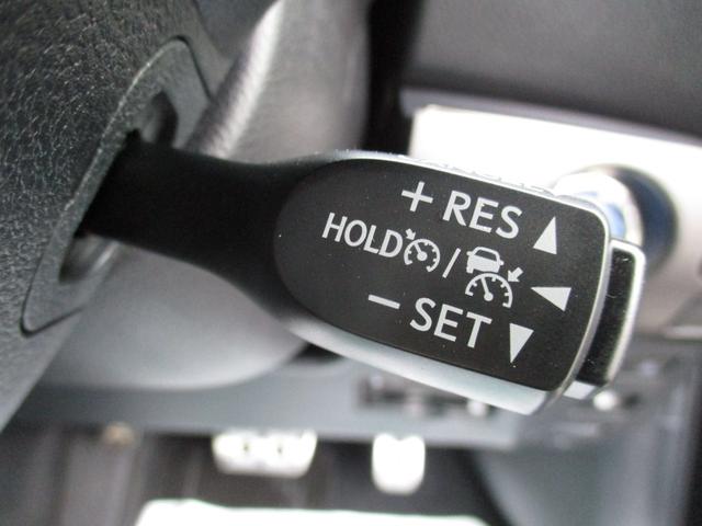 プリウス Ｓツーリングセレクション・ブラックエディション　モデリスタエアロ　純正ワイドナビ　フルセグＴＶ　全方位カメラ　社外１８インチＡＷ　レーダークルーズコントロール　トヨタセーフティセンス　オートライト　ＬＥＤヘッドライト　オートマチックハイビーム（37枚目）