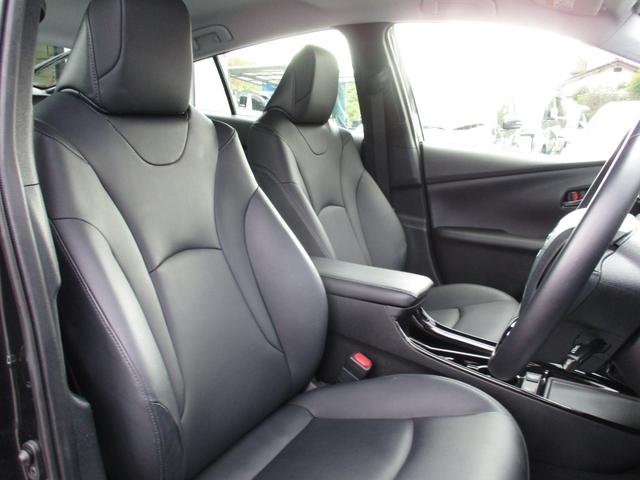 プリウス Ｓツーリングセレクション・ブラックエディション　モデリスタエアロ　純正ワイドナビ　フルセグＴＶ　全方位カメラ　社外１８インチＡＷ　レーダークルーズコントロール　トヨタセーフティセンス　オートライト　ＬＥＤヘッドライト　オートマチックハイビーム（48枚目）