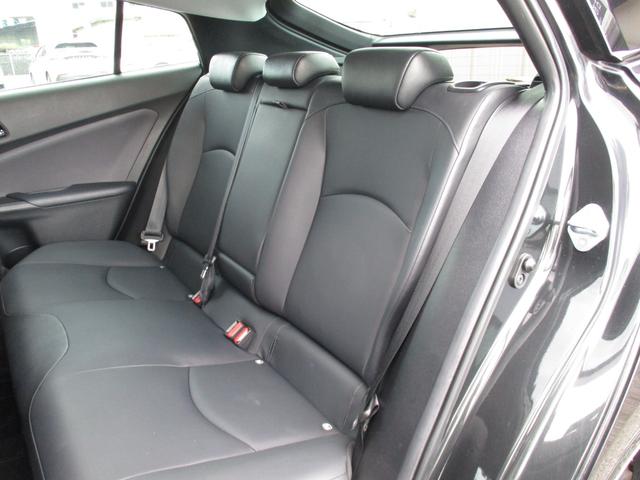 プリウス Ｓツーリングセレクション・ブラックエディション　モデリスタエアロ　純正ワイドナビ　フルセグＴＶ　全方位カメラ　社外１８インチＡＷ　レーダークルーズコントロール　トヨタセーフティセンス　オートライト　ＬＥＤヘッドライト　オートマチックハイビーム（52枚目）