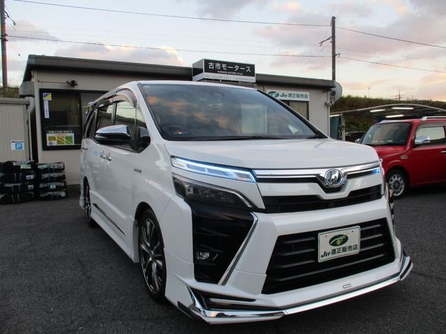 ヴォクシー ハイブリッドＺＳ　煌ＩＩ　モデリスタエアロ　１オーナー　ワイドディスプレイオーディオ　ブルートゥース　バックモニター　デジタルインナーミラー　社外１８アルミ　ローダウンサス　セーフティセンス　コーナーセンサー　ドラレコ　ＥＴＣ（2枚目）