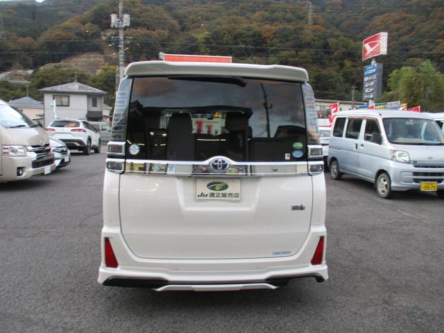 ヴォクシー ハイブリッドＺＳ　煌ＩＩ　モデリスタエアロ　１オーナー　ワイドディスプレイオーディオ　ブルートゥース　バックモニター　デジタルインナーミラー　社外１８アルミ　ローダウンサス　セーフティセンス　コーナーセンサー　ドラレコ　ＥＴＣ（17枚目）