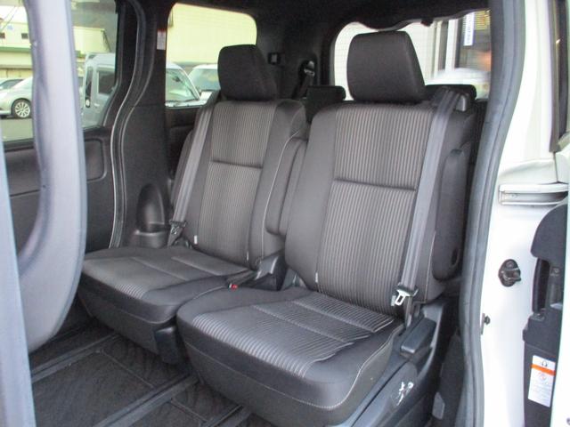 ヴォクシー ハイブリッドＺＳ　煌ＩＩ　モデリスタエアロ　１オーナー　ワイドディスプレイオーディオ　ブルートゥース　バックモニター　デジタルインナーミラー　社外１８アルミ　ローダウンサス　セーフティセンス　コーナーセンサー　ドラレコ　ＥＴＣ（39枚目）