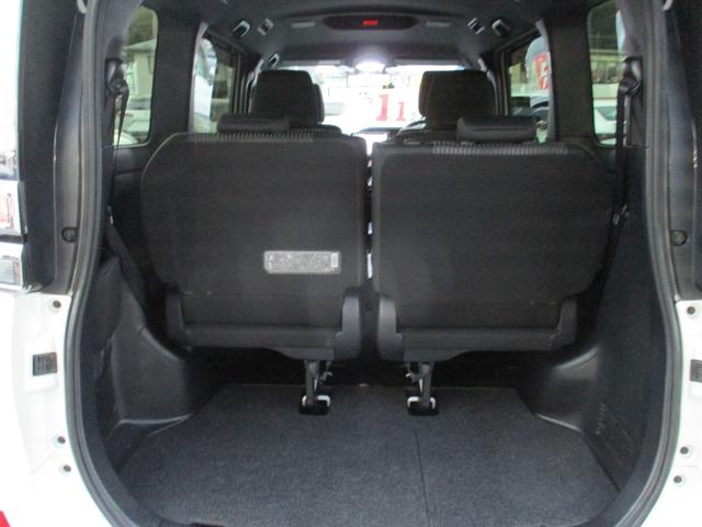 ヴォクシー ハイブリッドＺＳ　煌ＩＩ　モデリスタエアロ　１オーナー　ワイドディスプレイオーディオ　ブルートゥース　バックモニター　デジタルインナーミラー　社外１８アルミ　ローダウンサス　セーフティセンス　コーナーセンサー　ドラレコ　ＥＴＣ（41枚目）