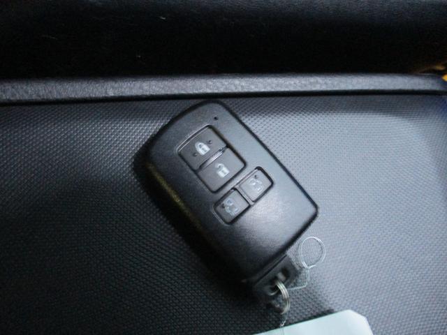 ヴォクシー ハイブリッドＺＳ　煌ＩＩ　モデリスタエアロ　１オーナー　ワイドディスプレイオーディオ　ブルートゥース　バックモニター　デジタルインナーミラー　社外１８アルミ　ローダウンサス　セーフティセンス　コーナーセンサー　ドラレコ　ＥＴＣ（45枚目）