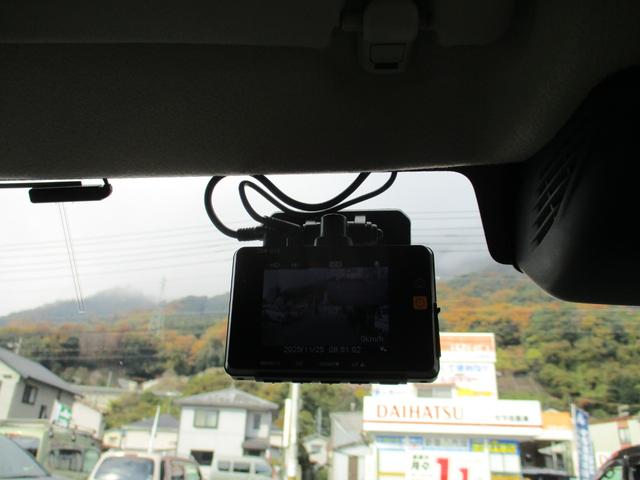 エブリイワゴン ＰＺターボ　ストラーダナビ　フルセグＴＶ　Ｂモニター　ＣＤ／ＤＶＤ再生　ブルートゥース対応　左オートステップ　パワースライドドア　レーダーブレーキ　レーンキープ　コーナーセンサー　前後ドラレコ　　シートカバー（36枚目）