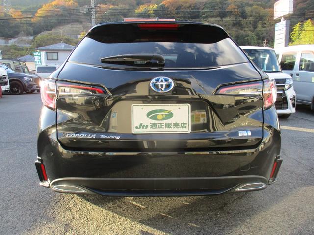 カローラツーリング ハイブリッド　ダブルバイビー　モデリスタエアロ　ＴＲＤ１８インチＡＷ　純正ディスプレイオーディオ　トヨタセーフティセンス　レーダークルーズコントロール　バックカメラ　ステアリングヒーター　ハーフレザーシート　シートヒーター（8枚目）