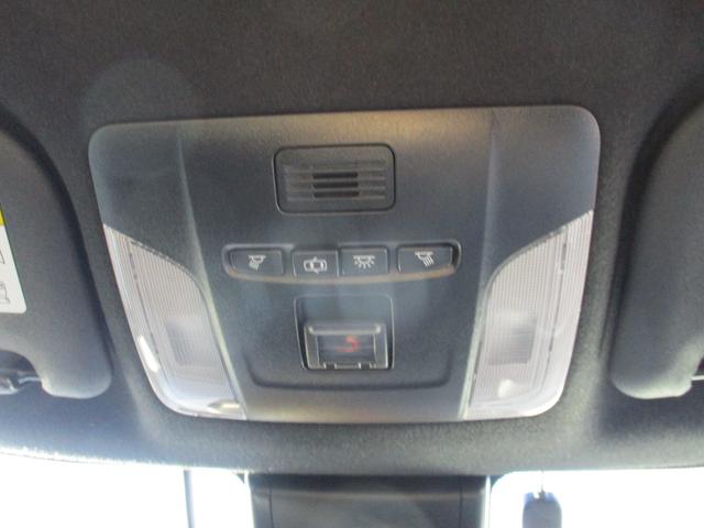 カローラツーリング ハイブリッド　ダブルバイビー　モデリスタエアロ　ＴＲＤ１８インチＡＷ　純正ディスプレイオーディオ　トヨタセーフティセンス　レーダークルーズコントロール　バックカメラ　ステアリングヒーター　ハーフレザーシート　シートヒーター（43枚目）