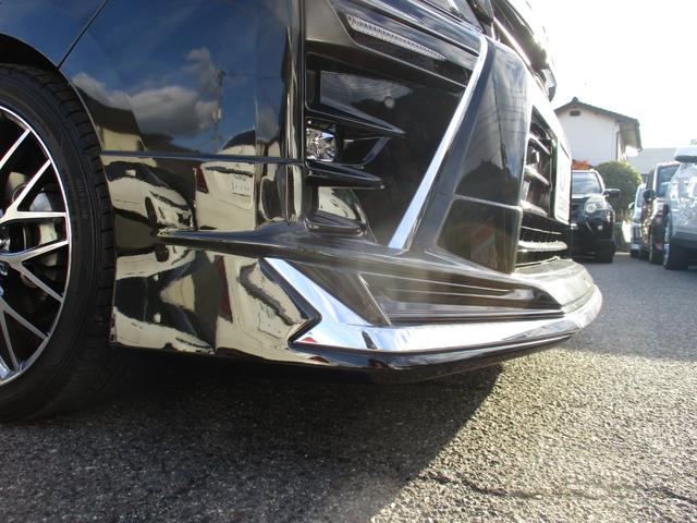 ヴォクシー ＺＳ　煌ＩＩＩ　モデリスタＦスポイラー　社外１８インチアルミ　純正９インチワイドナビ　純正フリップダウンモニター　フルセグＴＶ　バックモニター　ブルートゥース　ＣＤ・ＤＶＤ再生　ＬＥＤオートライト　オートハイビーム（5枚目）