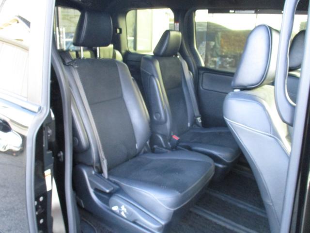 ヴォクシー ＺＳ　煌ＩＩＩ　モデリスタＦスポイラー　社外１８インチアルミ　純正９インチワイドナビ　純正フリップダウンモニター　フルセグＴＶ　バックモニター　ブルートゥース　ＣＤ・ＤＶＤ再生　ＬＥＤオートライト　オートハイビーム（24枚目）