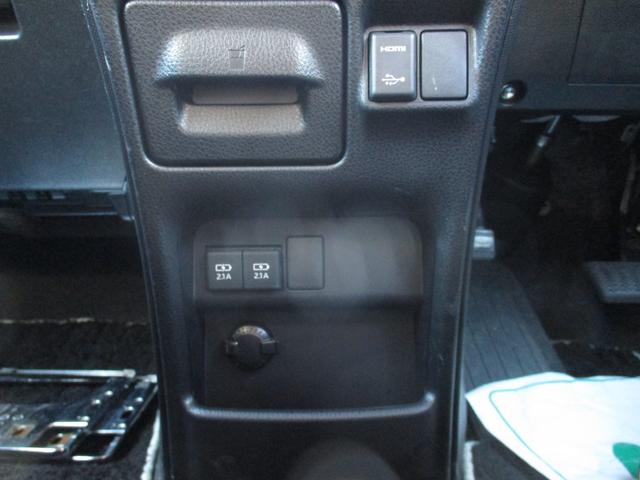 ヴォクシー ＺＳ　煌ＩＩＩ　モデリスタＦスポイラー　社外１８インチアルミ　純正９インチワイドナビ　純正フリップダウンモニター　フルセグＴＶ　バックモニター　ブルートゥース　ＣＤ・ＤＶＤ再生　ＬＥＤオートライト　オートハイビーム（45枚目）