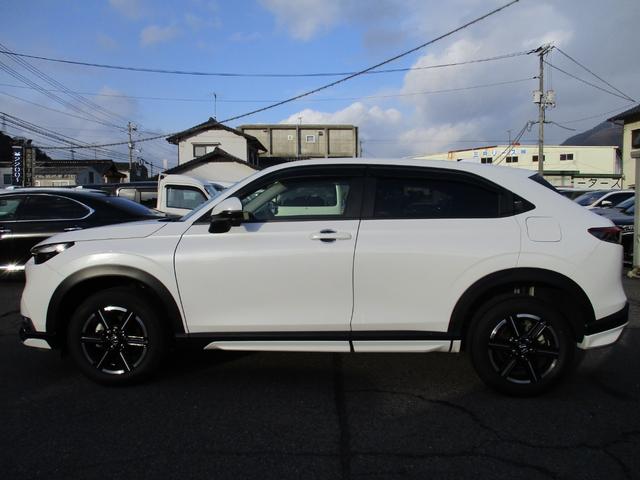 ヴェゼル Ｇ　純正エアロ　ギャザーズワイドナビ　フルセグ　バックモニター　ブルートゥース　ＣＤ・ＤＶＤ再生　ビルトインＥＴＣ　ＵＳＢ　ワイヤレス充電　ブレーキＨＯＬＤ　追従型クルコン　レーンキープ　コーナーセンサー（10枚目）