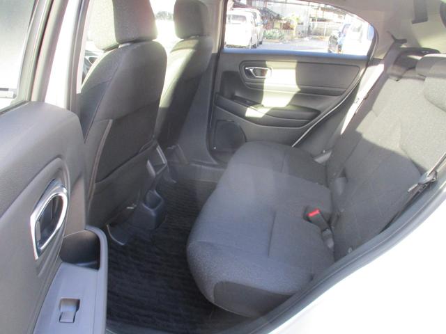 ヴェゼル Ｇ　純正エアロ　ギャザーズワイドナビ　フルセグ　バックモニター　ブルートゥース　ＣＤ・ＤＶＤ再生　ビルトインＥＴＣ　ＵＳＢ　ワイヤレス充電　ブレーキＨＯＬＤ　追従型クルコン　レーンキープ　コーナーセンサー（24枚目）