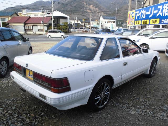 2.0GT-ツインターボ 全塗装 17インチ社外アルミホイール 純正アルミホイール付(2枚目)