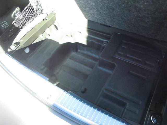 Ｃクラスステーションワゴン Ｃ２２０ｄ　ステーションワゴンローレウスエディション　革シート　サンルーフ　パワーバックドア　ＡＭＧホイール　Ｂｌｕｅｔｏｏｔｈ（53枚目）