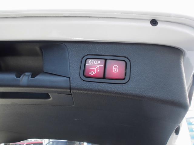 Ｃクラスステーションワゴン Ｃ２２０ｄ　ステーションワゴンローレウスエディション　革シート　サンルーフ　パワーバックドア　ＡＭＧホイール　Ｂｌｕｅｔｏｏｔｈ（56枚目）