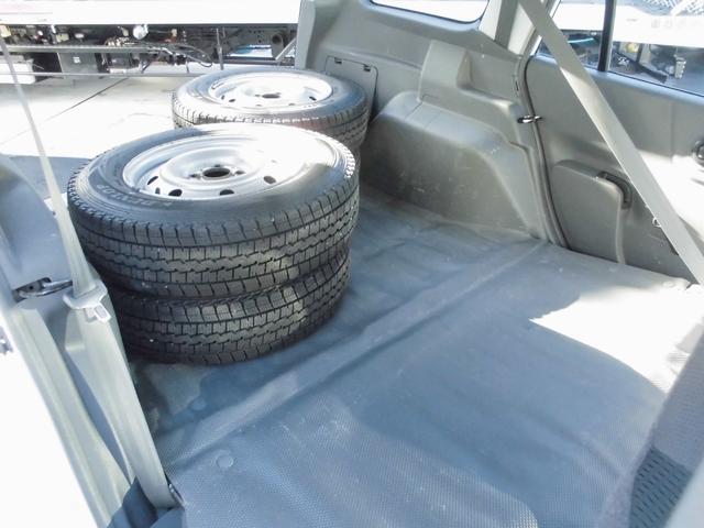 ランサーカーゴ １６Ｍ　４ＷＤ　ケンウッドドライブレコーダー　ＥＴＣ　スタッドレスタイヤ付（10枚目）