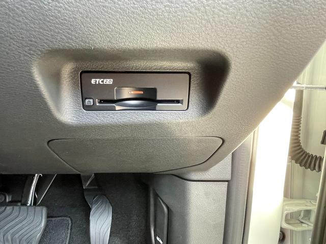 エクストレイル Ｇ　ｅ－４ＯＲＣＥ　★元試乗車　日産コネクトナビ　プロパイロット　全方位カメラ　コーナーセンサー　エマージェンシーブレーキ　踏み間違い防止アシスト　純正ドラレコ　オートバックドア　スマートルームミラー　ＳＯＳコール★（21枚目）