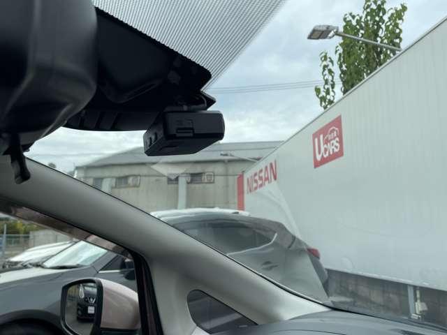 ノート e-パワー メダリスト 純正ナビ 全方位カメラ コーナーセンサー エマージェンシーブレーキ   踏み間違い防止アシスト LEDヘッドランプ 純正ドラレコ(13枚目)