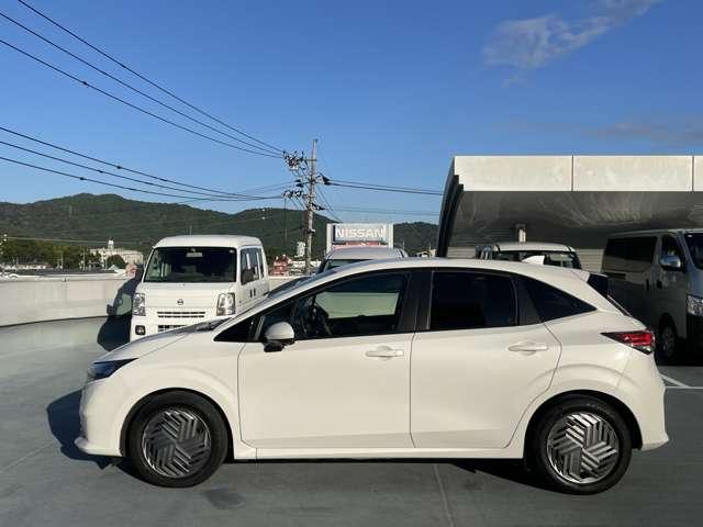 ノート X ★自動(被害軽減)ブレーキ★踏み間違い衝突防止★車線逸脱警報★アラウンドモニター★メモリーナビ★フルセグTV★LEDライト★ドラレコ★(3枚目)