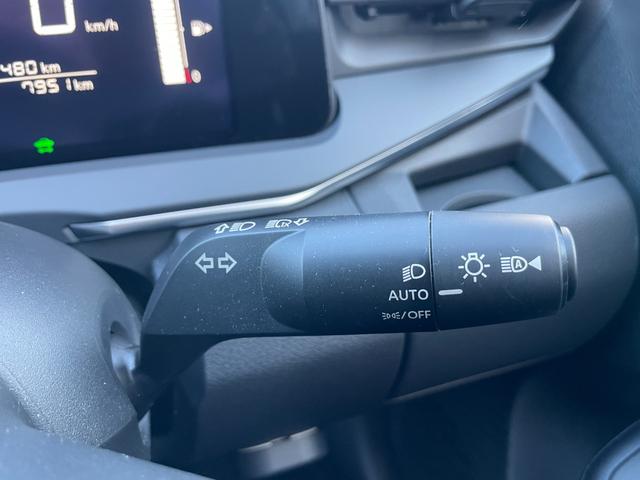 ノート X ★自動(被害軽減)ブレーキ★踏み間違い衝突防止★車線逸脱警報★アラウンドモニター★メモリーナビ★フルセグTV★LEDライト★ドラレコ★(22枚目)