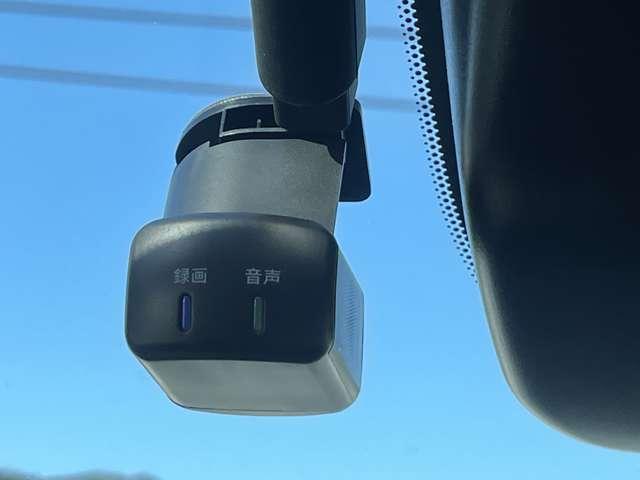 ノート X 【プロパイロット】★メーカーナビ★アラウンドビューモニター★ETC2.0★ドラレコ★LEDヘッドライト★SОSコール★インテリジェントルームミラー★踏み間違い防止★(11枚目)