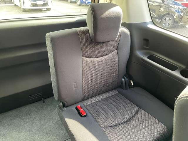 セレナ ハイウェイスター　Ｖセレ＋セーフティＩＩ　ＳＨＶ　２．０　ハイウェイスター　Ｖセレクション＋ＳａｆｅｔｙＩＩ　Ｓ－ＨＹＢＲＩＤ　禁煙ワンオーナー車　純正ナビ　リヤフリップダウンモニター　ＥＴＣ　アラウンドビューモニター（15枚目）