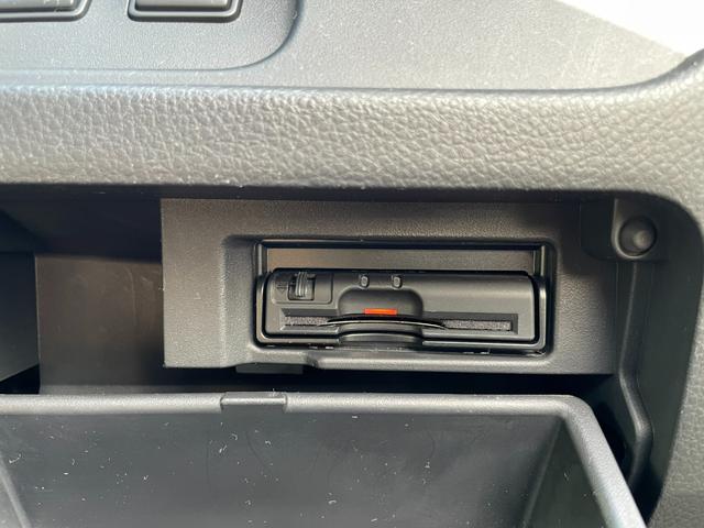 セレナ ハイウェイスター　Ｖセレ＋セーフティＩＩ　ＳＨＶ　２．０　ハイウェイスター　Ｖセレクション＋ＳａｆｅｔｙＩＩ　Ｓ－ＨＹＢＲＩＤ　禁煙ワンオーナー車　純正ナビ　リヤフリップダウンモニター　ＥＴＣ　アラウンドビューモニター（23枚目）