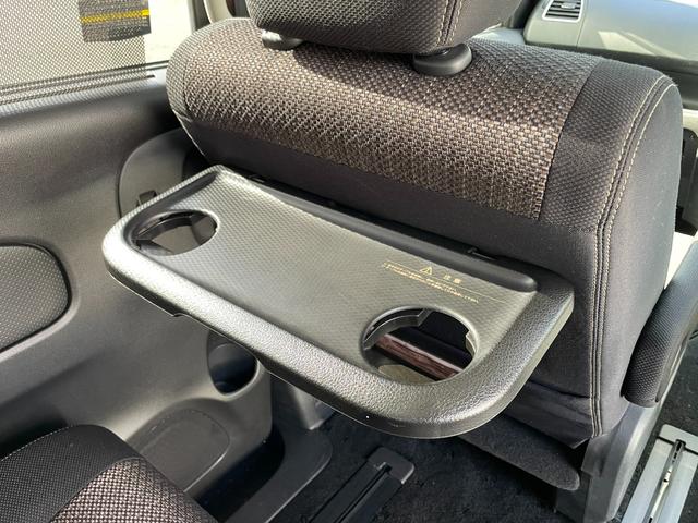 セレナ ハイウェイスター　Ｖセレ＋セーフティＩＩ　ＳＨＶ　２．０　ハイウェイスター　Ｖセレクション＋ＳａｆｅｔｙＩＩ　Ｓ－ＨＹＢＲＩＤ　禁煙ワンオーナー車　純正ナビ　リヤフリップダウンモニター　ＥＴＣ　アラウンドビューモニター（34枚目）