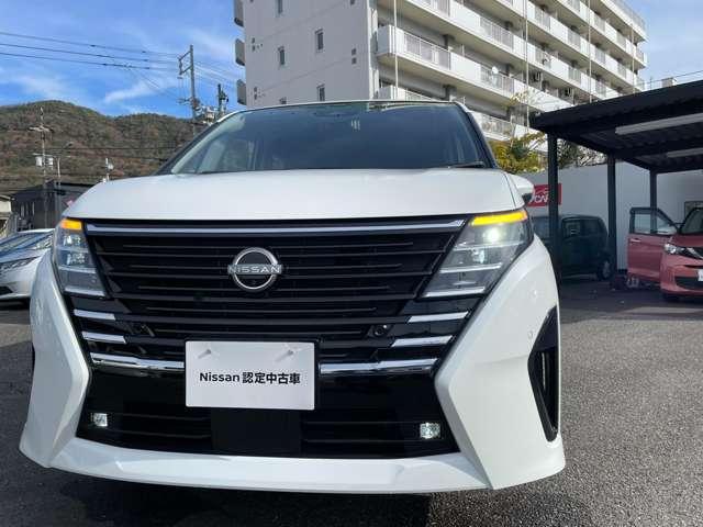 セレナ ２．０　ハイウェイスターＶ　４ＷＤ　自社販売ワンオーナー禁煙車（8枚目）