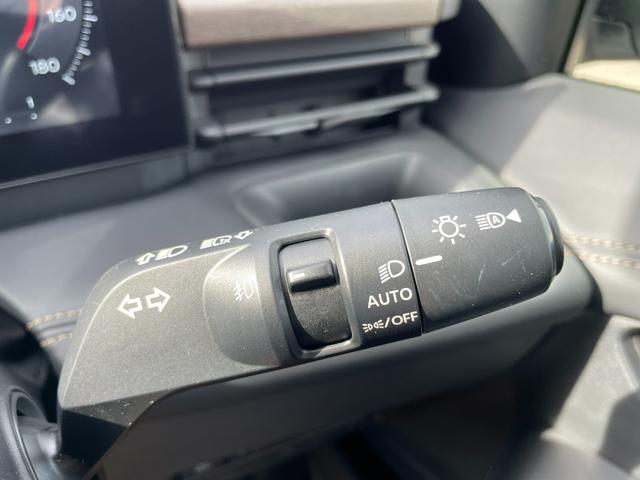 ���@�y�n�C�r�[���A�V�X�g�z�@��s�Ԃ�Ό��ԁE�X�H���Ȃǂ̖��邳�𔻒肵�n�C�E���[�������؊��@���������X�C�b�`�����Ȃ��֗����͖{���ɗǂ��Ɗ����܂��@��