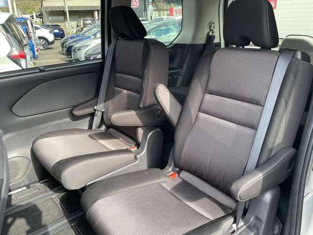 ���@�y�Q��ڃV�[�g�z�@�傫���X���C�h���đ����L�X�@�݂�ȂŊy�������K�h���C�u�@�x�r�[�V�[�g��`���C���h�V�[�g�g�p�������K�ɂ��߂�������������\���ȋ�Ԃ��m�ۂ��Ă��܂��@��