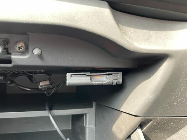 ノート メダリスト　１．２　メダリスト　自社販売ワンオーナー　純正ナビ　地デジ（22枚目）