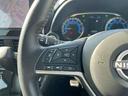 ☆　【ステアリングスイッチ】　目線はそのままでナビなどの操作や音量調整が可能です。スイッチを注視しなくても操作ができるのでとても便利な装備の１つです　☆