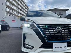 ☆　【ＬＥＤヘッドライト】　悪天候や夜間走行時も良好な視界を確保し安心して運転できる高輝度ＬＥＤヘッドライトを装備！点灯速度が早く、消費電力も抑えられています　☆ 5