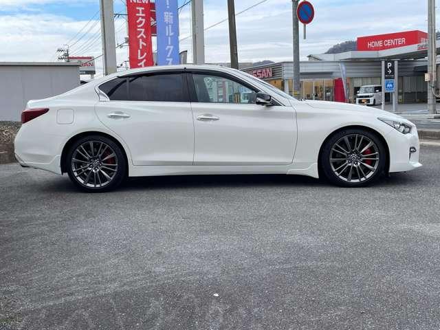 スカイライン 3.0 400R ナビ TV ETC クルーズコントロール(4枚目)