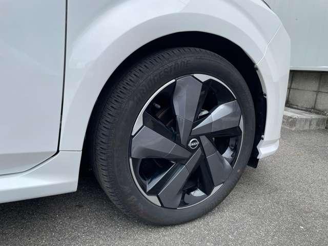 オーラ Ｇ　レザーエディション　１．２　Ｇ　レザーエディション　大画面ナビ　Ｂｌｕｅｔｏｏｔｈ　全方位カメラ　前後ドラレコ　アラウンドビューカメラ　ＬＥＤライト　オートライト　　ハイビームアシスト　　スマートルームミラー　ＥＴＣ（17枚目）