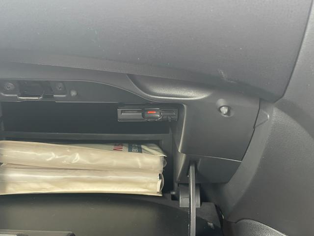 ノート e-パワー メダリスト 1.2 e-POWER メダリスト 弊社下取り車純正ナビ(MM316D-W) DVD再生 ミュージックサーバー ETC Bluetooth LEDヘッドライト オートライト ハイビームアシスト(32枚目)