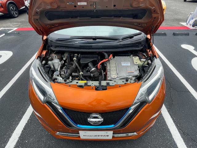 ノート e-パワー メダリスト 1.2 e-POWER メダリスト 弊社下取り車純正ナビ(MM316D-W) DVD再生 ミュージックサーバー ETC Bluetooth LEDヘッドライト オートライト ハイビームアシスト(34枚目)