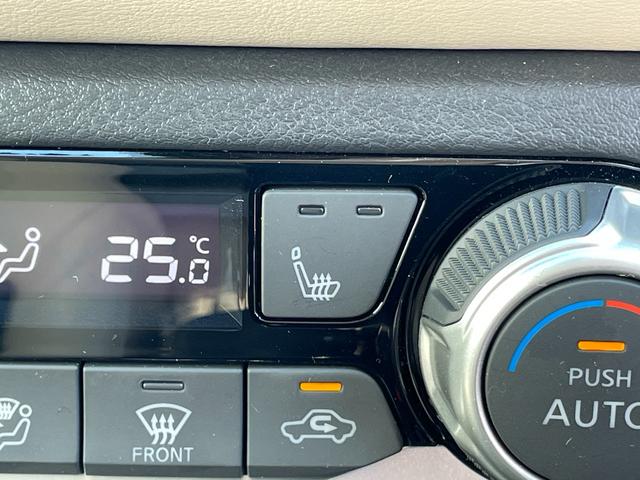 キックス X FOUR ツートーンインテリアエディション 1.2 X FOUR ツートーン インテリアエディション(e-POWER) 4WD プロパイロット ETC2.0 アラウンドビューカメラ LEDヘッドライト ハイビームアシスハンドル・シートヒーター(22枚目)