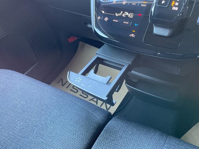 サクラ Ｘ　ディスプレイオーディオ　Ｂｌｕｅｔｏｏｔｈ　ＥＴＣ　全周囲モニター　ＬＥＤヘッドライト　ハイビームアシスト　衝突防止　踏み間違い防止装置　禁煙車　インテリジェントキー　電磁式パーキングブレーキ（36枚目）