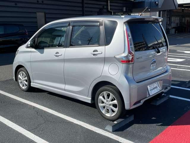 デイズ ハイウェイスター　Ｘ　６６０　ハイウェイスターＸ　純正ナビ　ミュージックサーバー　Ｂｌｕｅｔｏｏｔｈ　ＥＴＣ　アラウンドビューカメラ　キセノンライト　オートライト　ハイビームアシスト（12枚目）