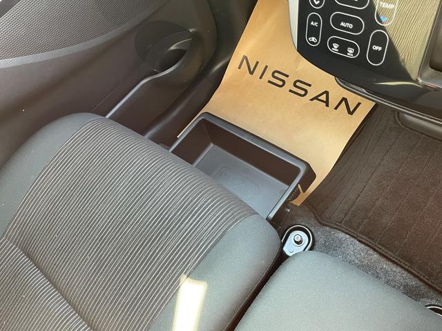 デイズ ハイウェイスター　Ｘ　６６０　ハイウェイスターＸ　純正ナビ　ミュージックサーバー　Ｂｌｕｅｔｏｏｔｈ　ＥＴＣ　アラウンドビューカメラ　キセノンライト　オートライト　ハイビームアシスト（34枚目）