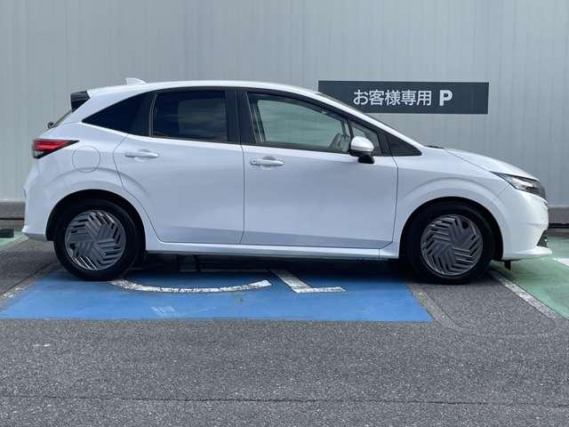 ノート １．２　Ｘ　日産純正ナビ　フルセグＴＶ　全周囲モニター（8枚目）