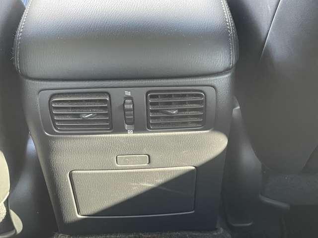 フーガハイブリッド 3.5 ラインナビ フルセグTV 全周囲モニター(18枚目)