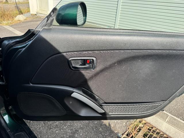 コペン アクティブトップ　ターボ車　運転席助手席エアバック　社外ナビゲーション　ドライブレコーダー　パワーウインドー　ＥＴＣ車載器　運転席エアバッグ　ＡＢＳ　エアコン　パワステ　禁煙　オープン異常なし（12枚目）