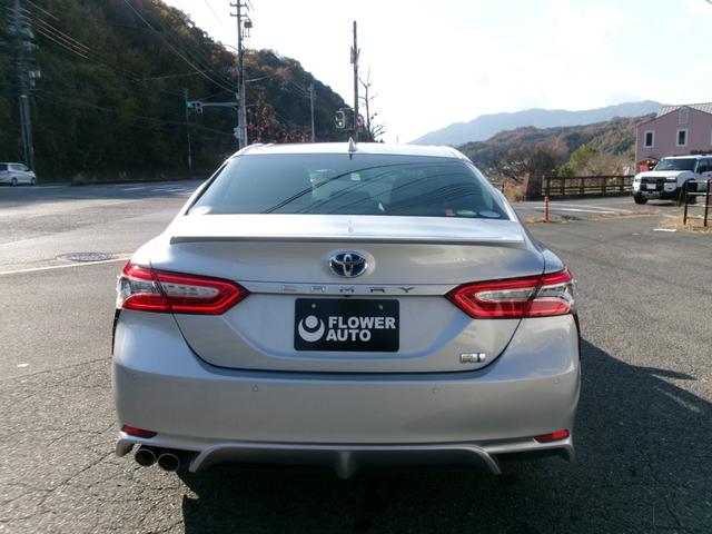 カムリ ＷＳ　純正１７ＡＷ　黒ハーフレザーシート　純正８インチＤＡ　Ｔコネナビ＆ＴＶ　前後ドラレコ　Ｂカメラ　ＥＴＣ２．０　パドルシフト　カラーＨＵＤ　クルコン　ＢＳＭ　ＬＤＡ　プリクラッシュ　サイドバイザー（3枚目）