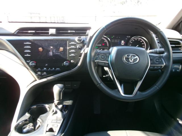 カムリ ＷＳ　純正１７ＡＷ　黒ハーフレザーシート　純正８インチＤＡ　Ｔコネナビ＆ＴＶ　前後ドラレコ　Ｂカメラ　ＥＴＣ２．０　パドルシフト　カラーＨＵＤ　クルコン　ＢＳＭ　ＬＤＡ　プリクラッシュ　サイドバイザー（15枚目）