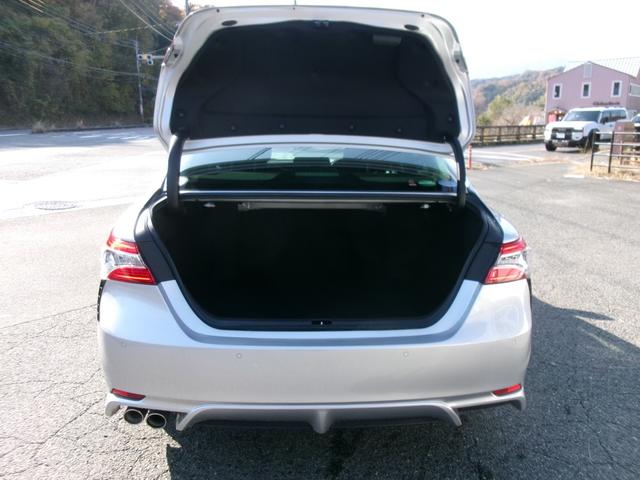 カムリ ＷＳ　純正１７ＡＷ　黒ハーフレザーシート　純正８インチＤＡ　Ｔコネナビ＆ＴＶ　前後ドラレコ　Ｂカメラ　ＥＴＣ２．０　パドルシフト　カラーＨＵＤ　クルコン　ＢＳＭ　ＬＤＡ　プリクラッシュ　サイドバイザー（18枚目）