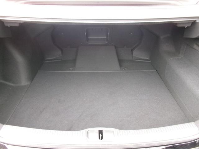 クラウンクロスオーバー Ｇアドバンスド・レザーパッケージ　モデリスタエアロ　純正２１ＡＷ　寒冷地仕様　４ＷＤ　パノラミックビュー　ディスプレイオーディオ　ＴＶ　置くだけ充電　デジタルインナーミラー　ＢＳＭ　フットライト　Ｐシート＆メモリ　ＨＤＭＩ　ＥＴＣ（18枚目）